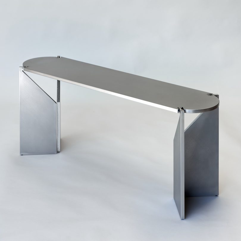 由Frank Penders设计的极简主义长凳ONE-Bench