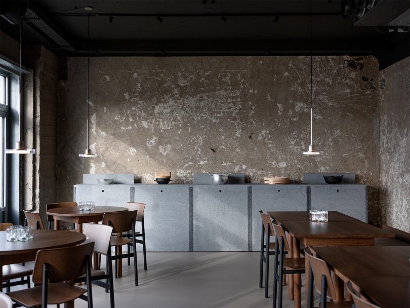 由Marsollier Villacorta设计的极简主义餐厅Otonali