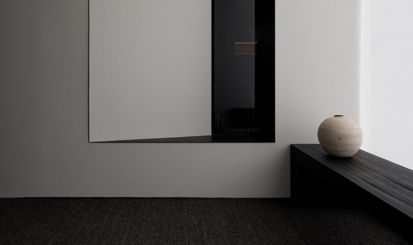 由MOOI TIMELESS设计的极简空间SIILI Studio