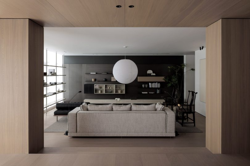 由MOOI TIMELESS设计的极简空间SIILI Studio