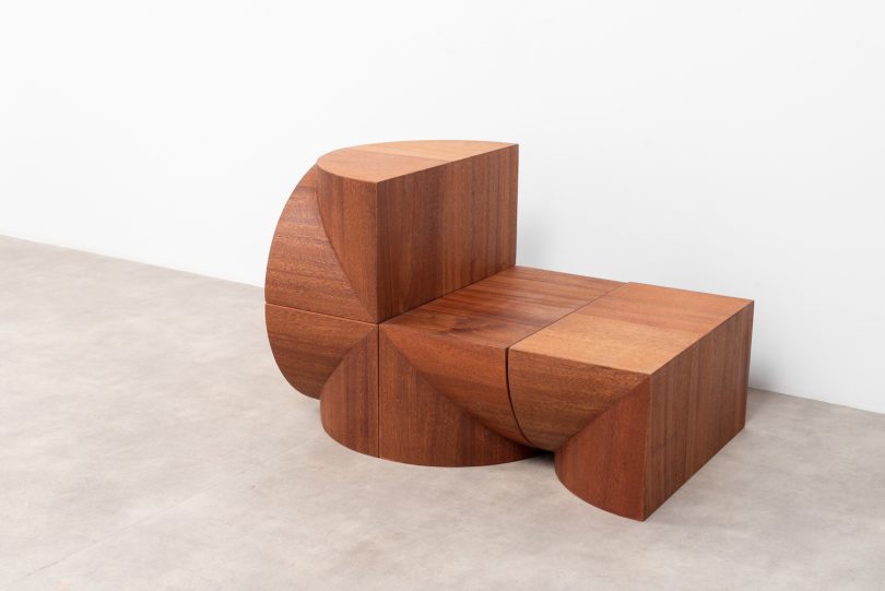 Rino Claessens设计的极简主义系列Stacked Formations