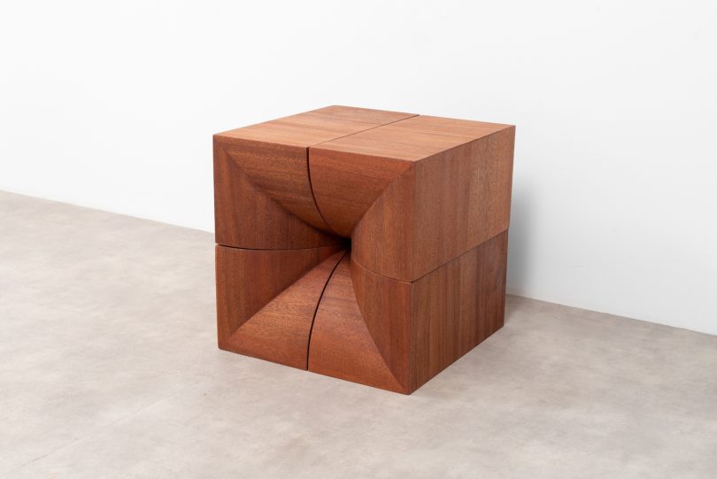 Rino Claessens设计的极简主义系列Stacked Formations