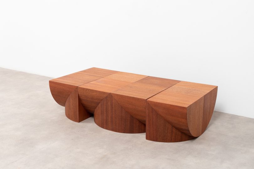 Rino Claessens设计的极简主义系列Stacked Formations