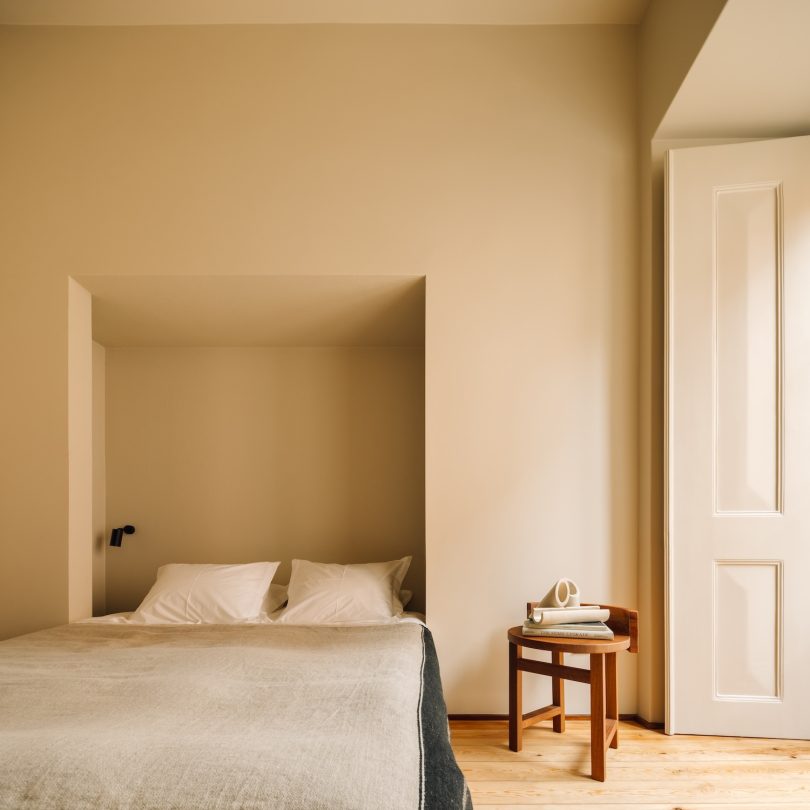 Studio Gameiro设计的极简公寓Vault Apartment