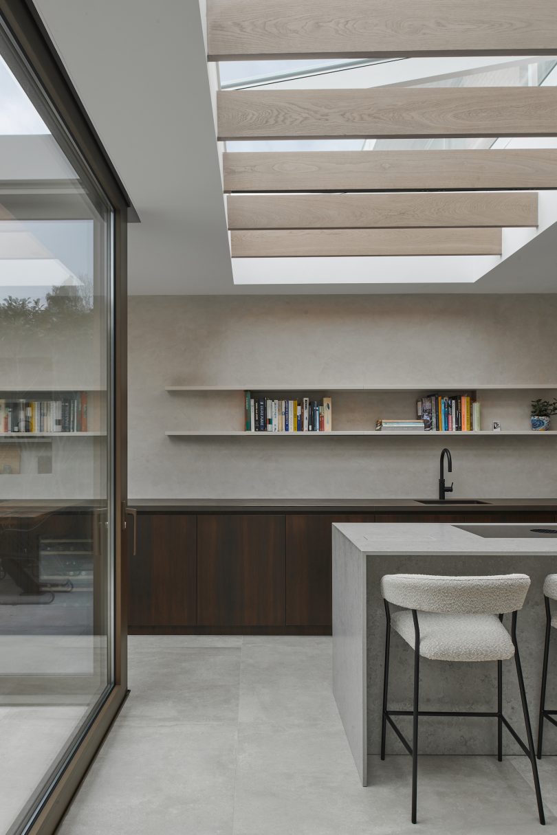 Serge Schoemaker Architects设计的极简住宅Amsterdam House
