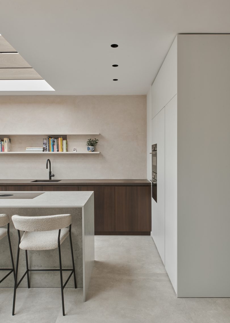 Serge Schoemaker Architects设计的极简住宅Amsterdam House