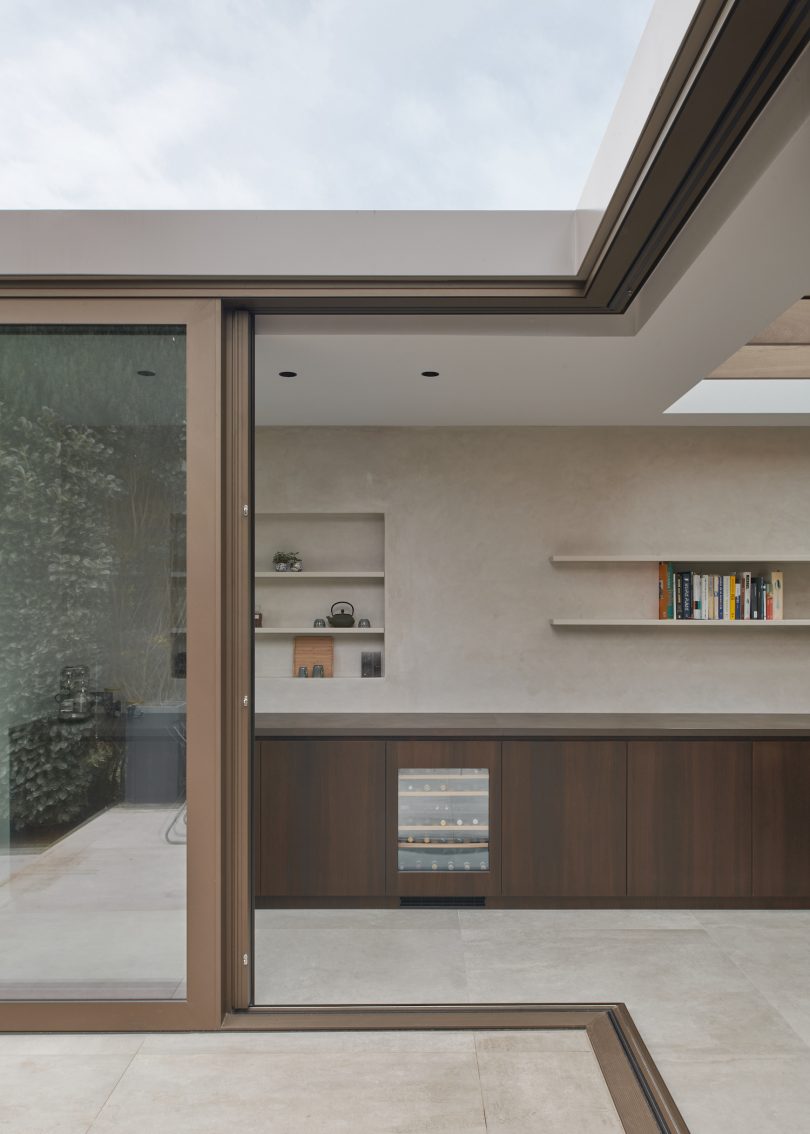 Serge Schoemaker Architects设计的极简住宅Amsterdam House