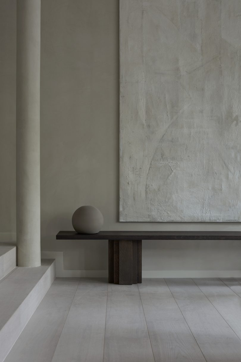 Mokko设计的极简主义家具系列The Brut Collection