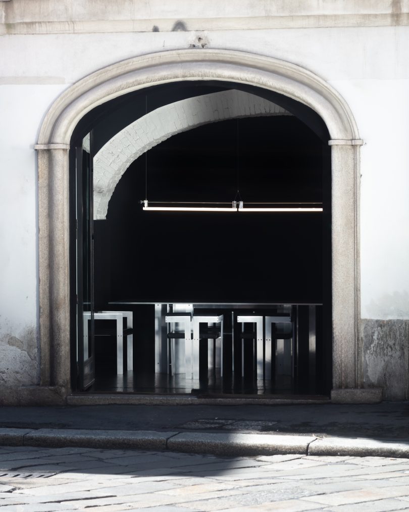 KAIA和GSL Works设计的极简照明The Empyrean