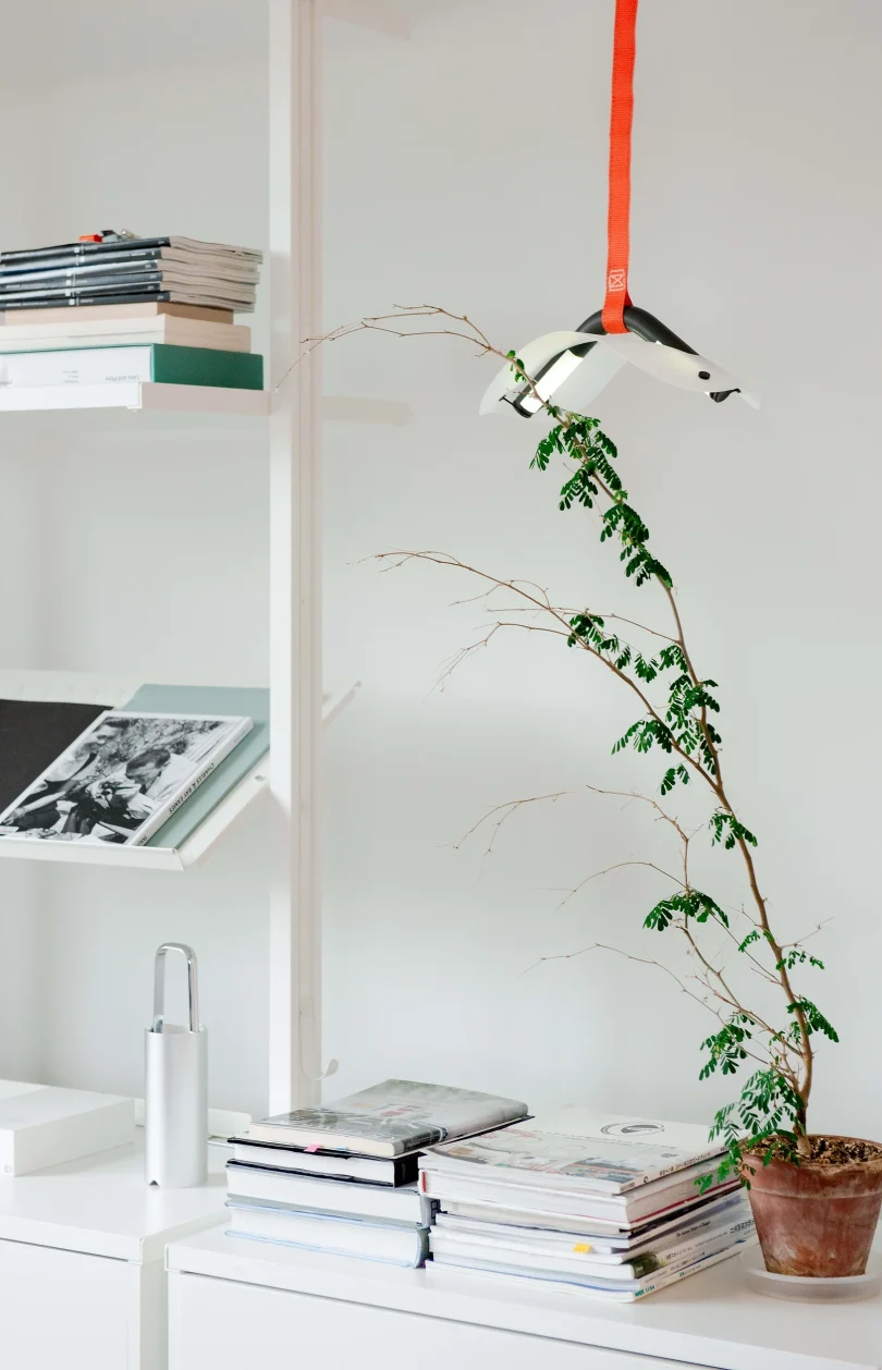 由Wenyu Du设计的极简风格灯具Flexy Lamp