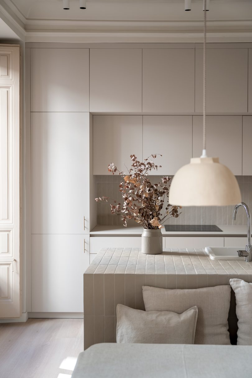 由Atelier_M设计的极简主义住宅PO04