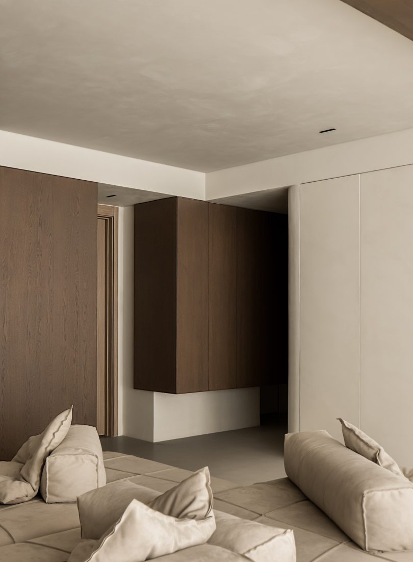 由HGJ Space Design设计的极简主义公寓Quiet Time