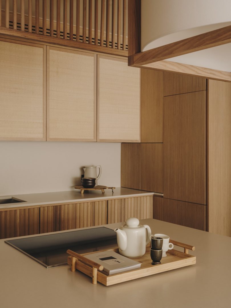 Miriam Barrio设计的极简主义公寓Captain Arenas