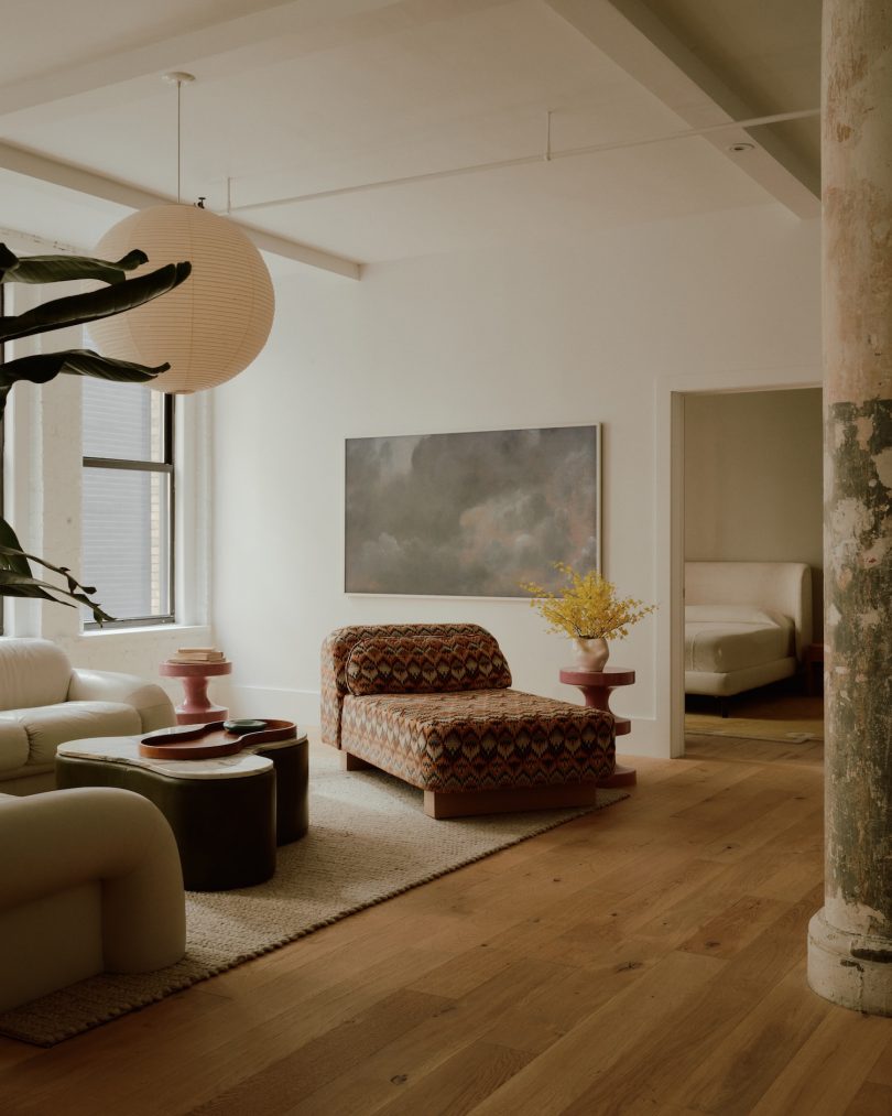 Cojot Designs设计的极简主义公寓Flatiron Apartment