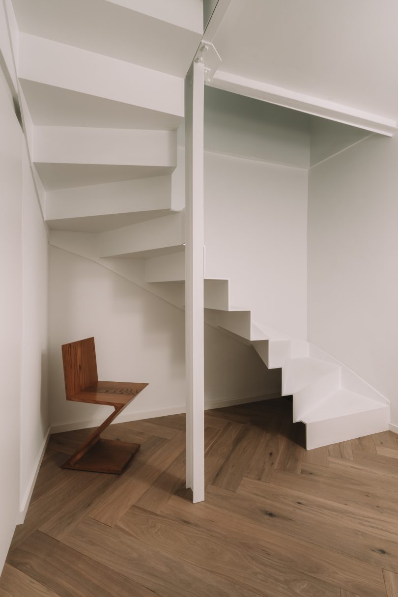 由VAUST设计的极简公寓 S24 Apartment