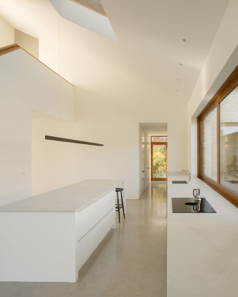 Erbar Mattes设计的极简主义住宅Wimbledon House