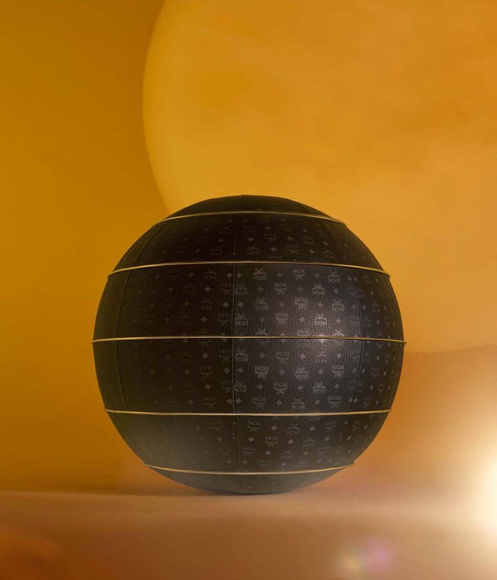 德国奢侈品牌:MCM Wearable Casa系列的现实与元宇宙