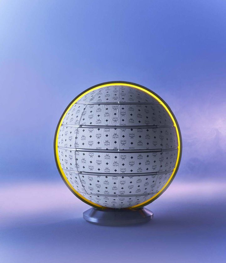 德国奢侈品牌:MCM Wearable Casa系列的现实与元宇宙