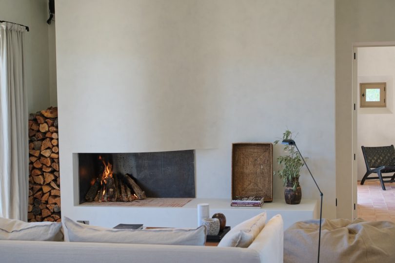 由INCEPTUM设计的极简主义住宅Casa CH