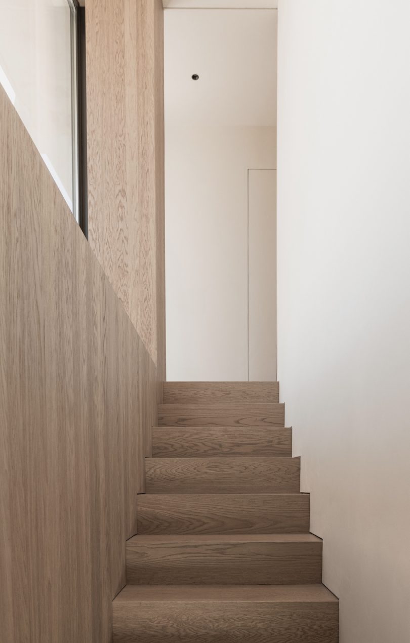 由Francesc Rifé Studio设计的极简住宅Ene House