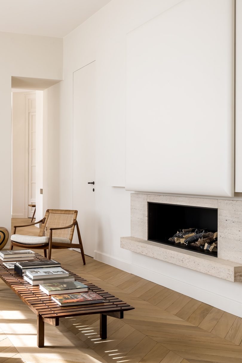 JW Architects设计的极简主义住宅Ixelles House