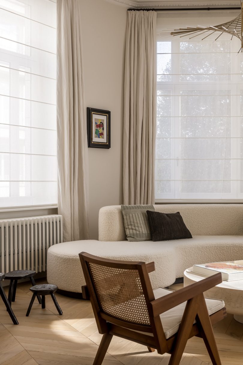 JW Architects设计的极简主义住宅Ixelles House