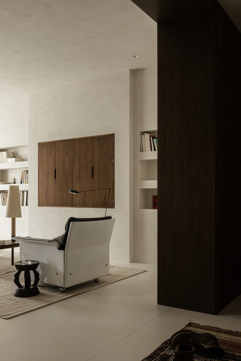 由NOV.11 STUDIO设计的极简住宅Natural Residence