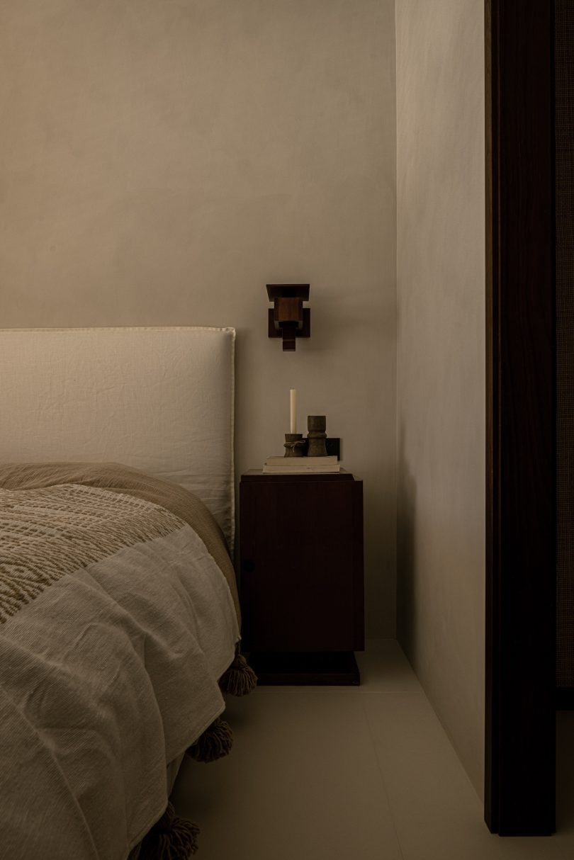 由NOV.11 STUDIO设计的极简住宅Natural Residence