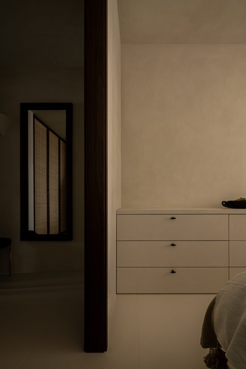 由NOV.11 STUDIO设计的极简住宅Natural Residence