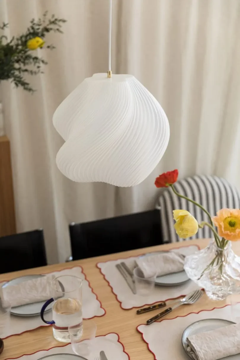 斯德哥尔摩工作室Crème Atelier设计的Soft Serve灯具