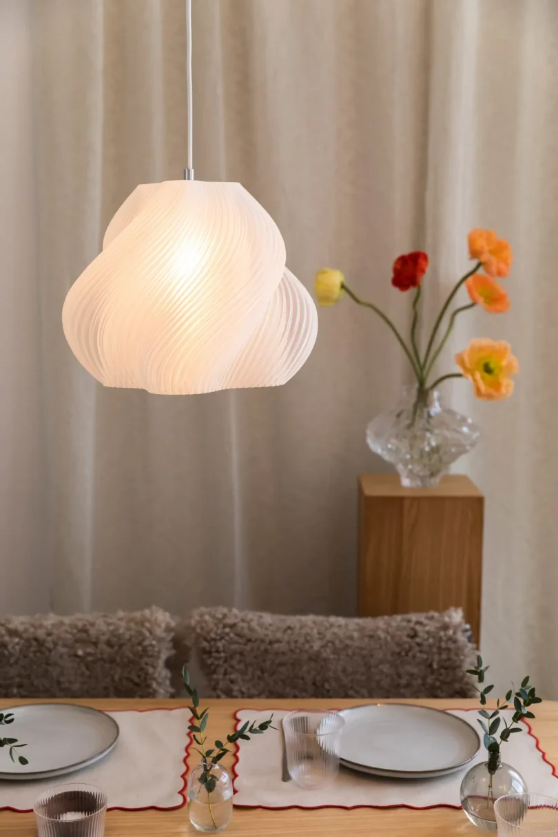 斯德哥尔摩工作室Crème Atelier设计的Soft Serve灯具