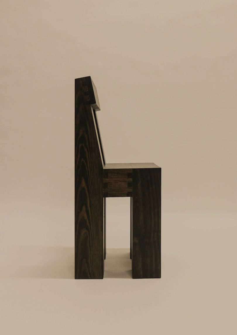 Charlotte Taylor设计的极简主义椅子Sturdy Chair