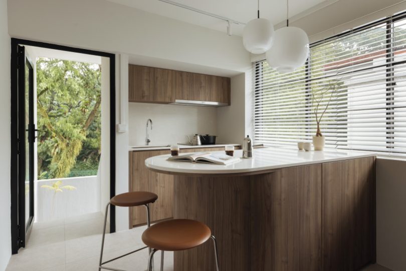 Craftsmen Studio设计的极简公寓Tiong Poh Apartment