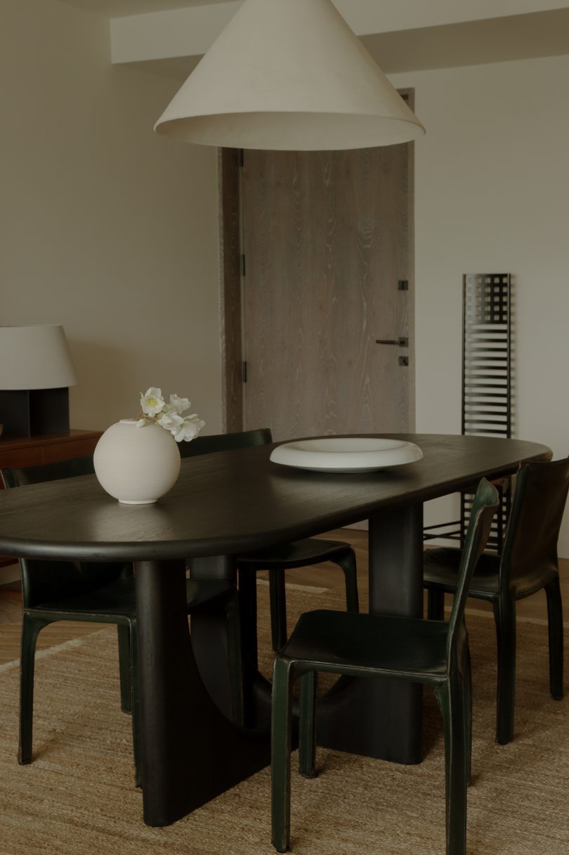 Studio Est设计的极简主义公寓Battersea Apartment