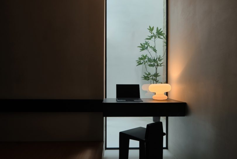 由NON STUDIO设计的极简住宅Home Below