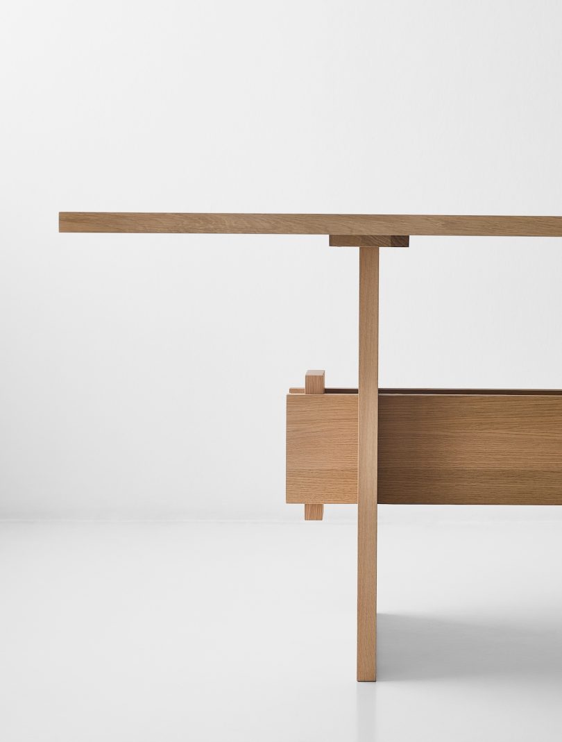 Jeppe Utzon设计的极简桌子Jeppe Utzon Table #2