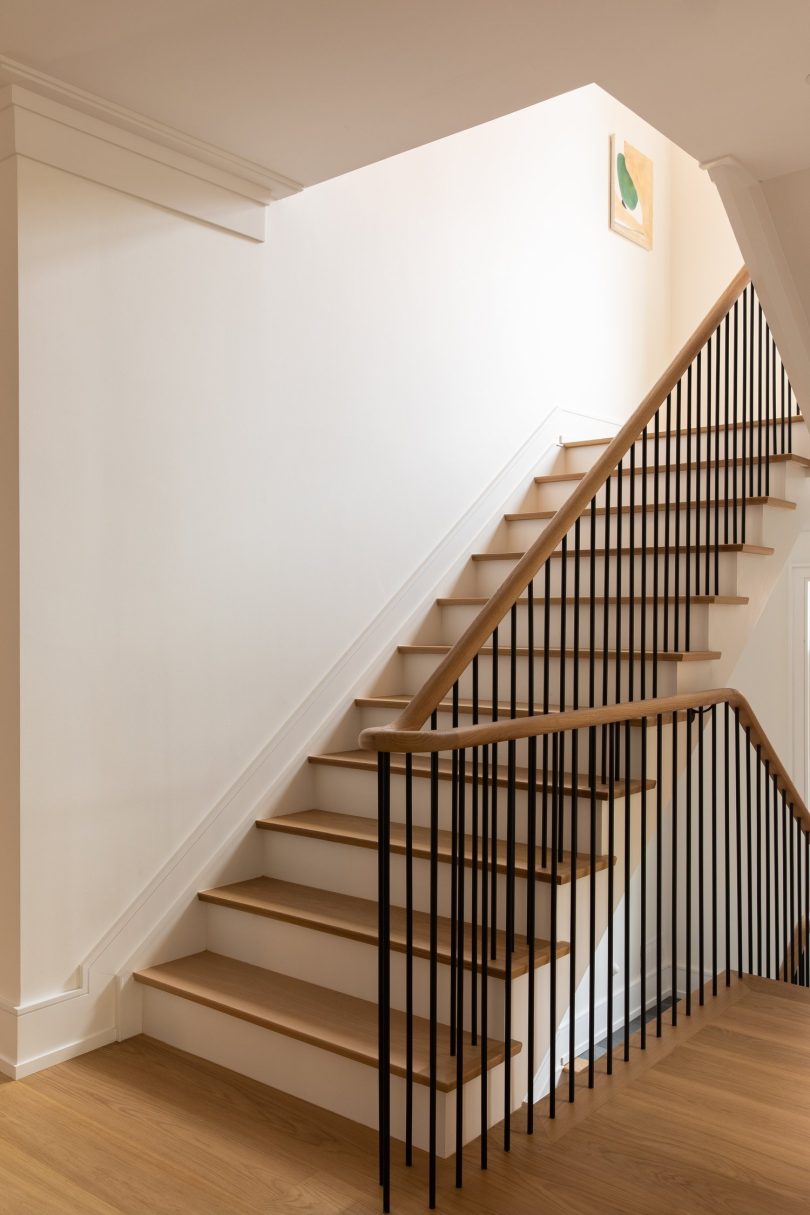 由Otty设计的极简主义住宅Puritan Gray House