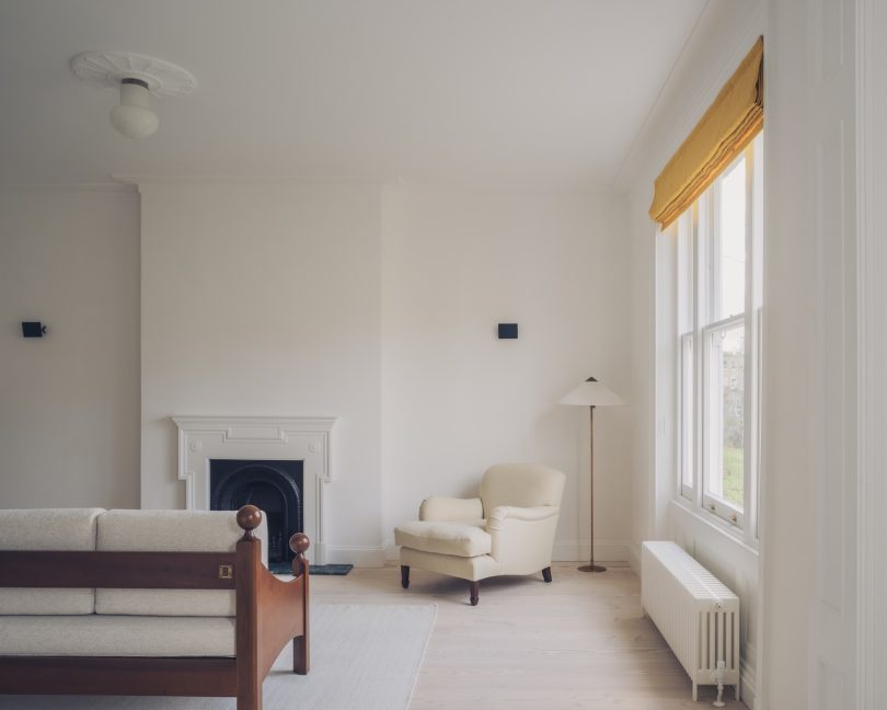 Sofia Xanthakou设计的极简公寓Warrington Crescent Flat