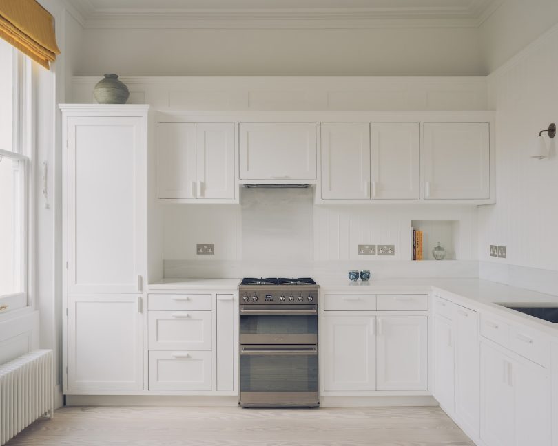 Sofia Xanthakou设计的极简公寓Warrington Crescent Flat