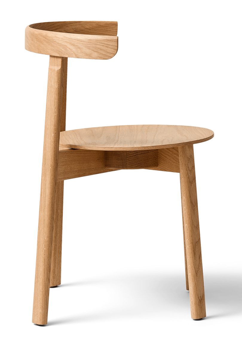 丹麦家具品牌:Form & Refine推出简约椅子Lunar Chair
