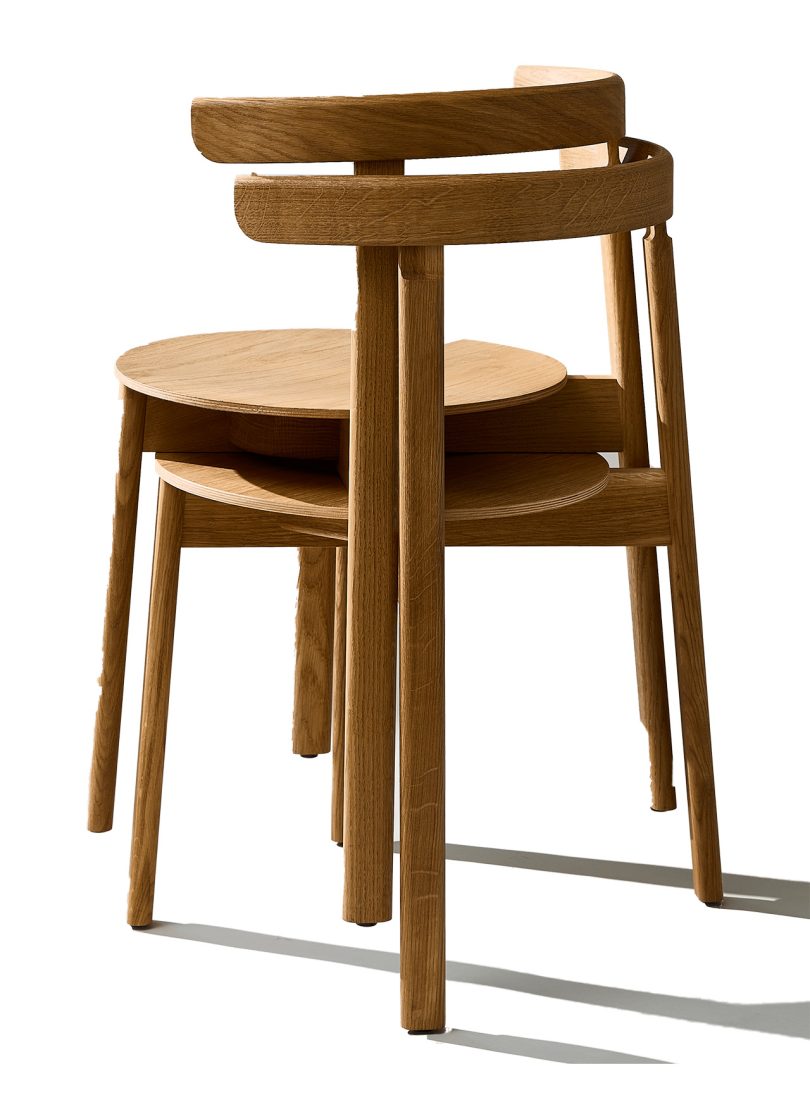 丹麦家具品牌:Form & Refine推出简约椅子Lunar Chair