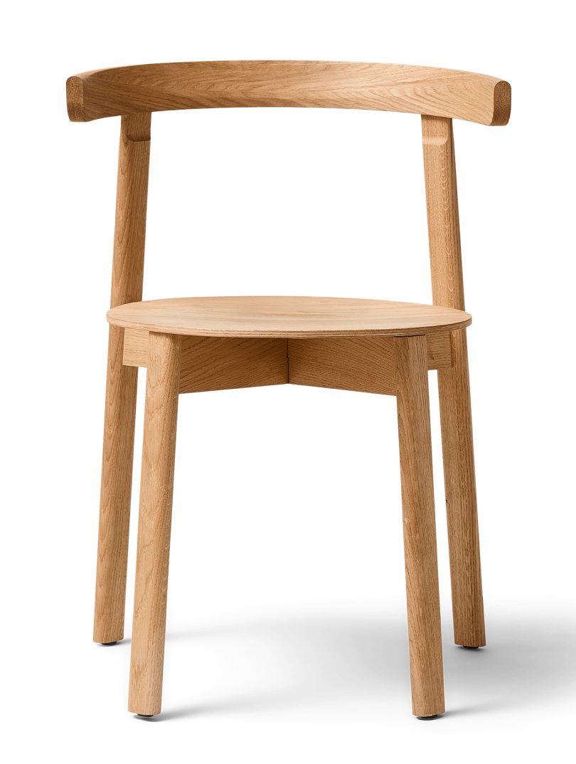 丹麦家具品牌:Form & Refine推出简约椅子Lunar Chair