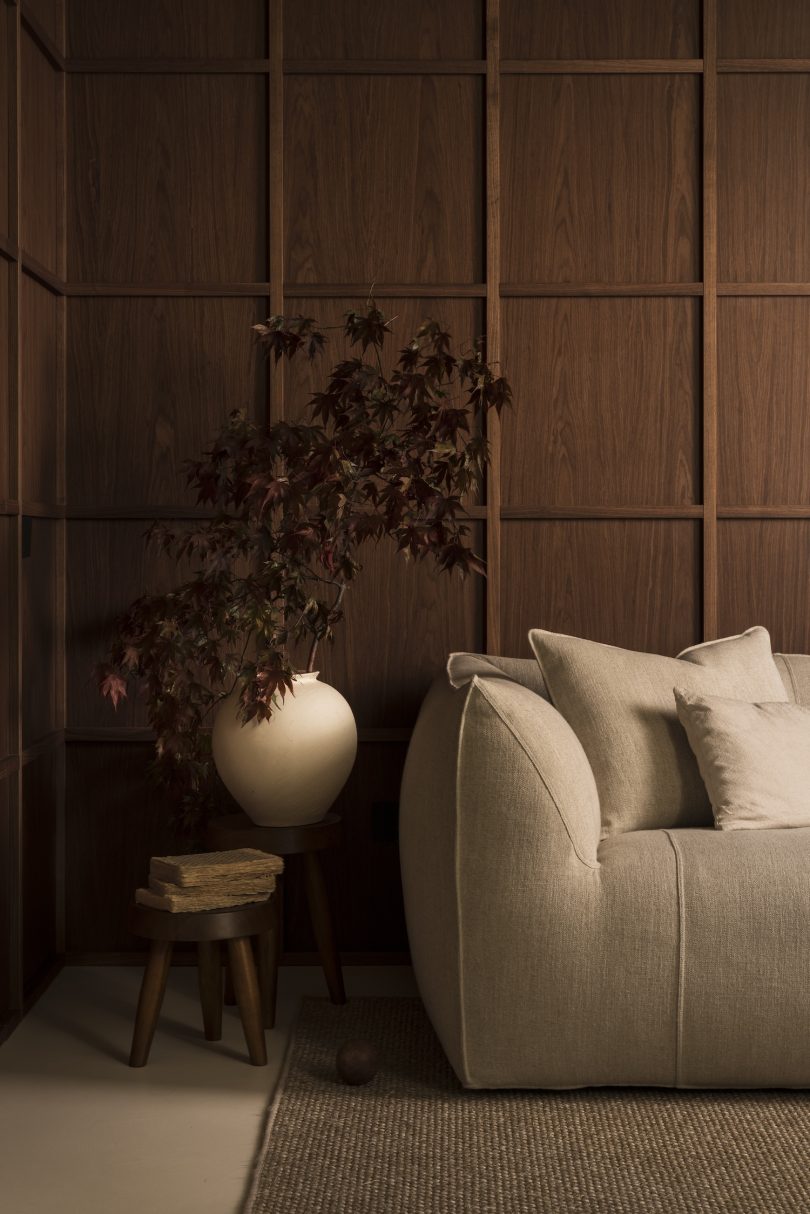 Opus atelier设计的极简主义住宅O XXII