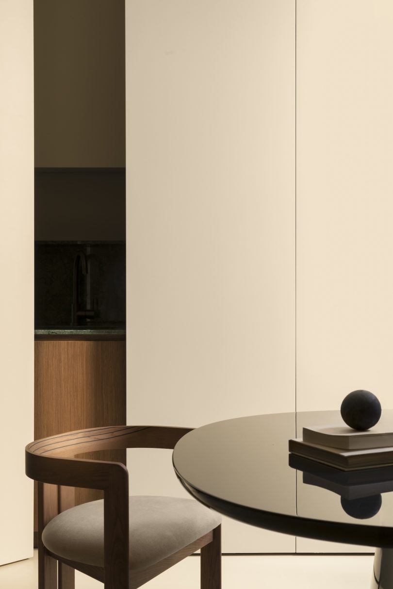 Opus atelier设计的极简主义住宅O XXII