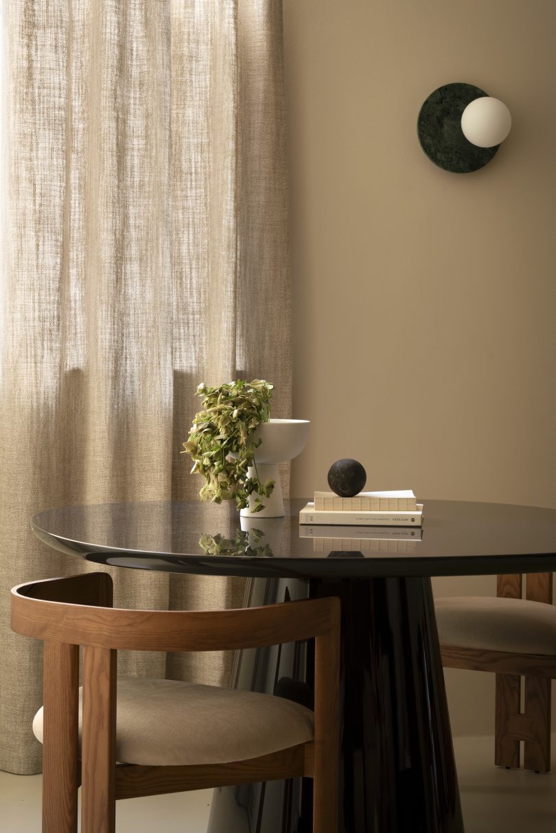 Opus atelier设计的极简主义住宅O XXII