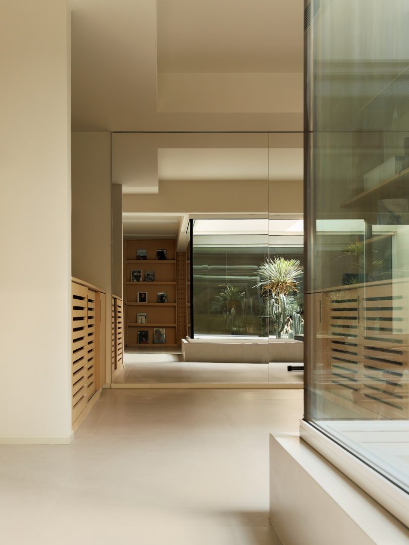 DREAMCAT LAB设计的极简住宅Plant Box House