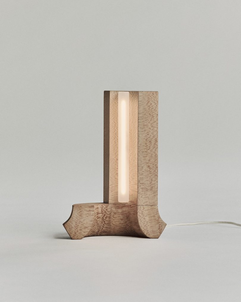 Corpus Studio设计的极简主义家具系列Platane