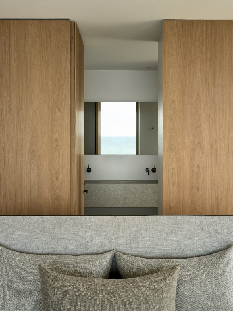 Pieter Kleinmann设计的简约住宅Danish Riviera House