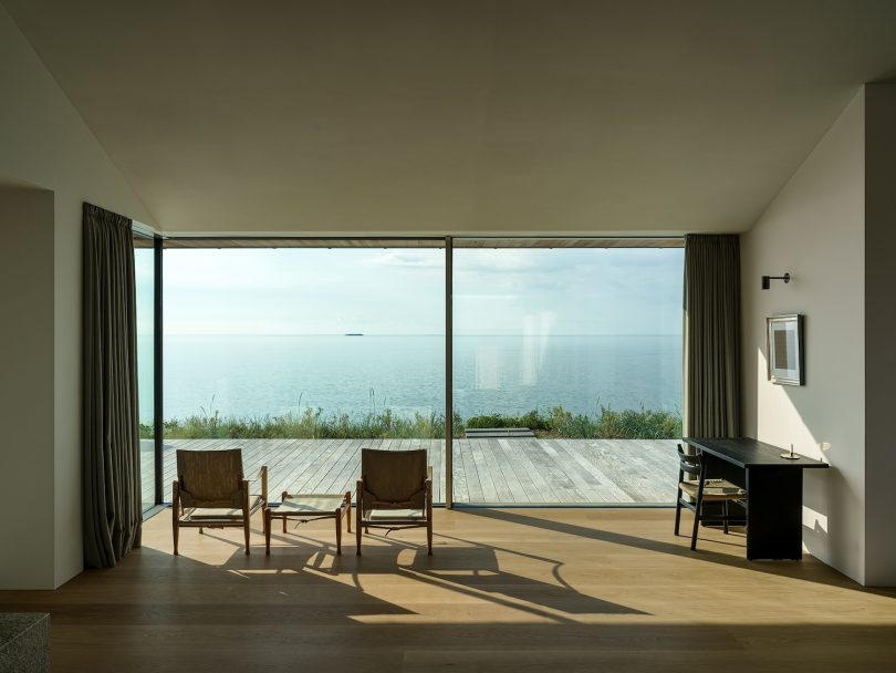 Pieter Kleinmann设计的简约住宅Danish Riviera House