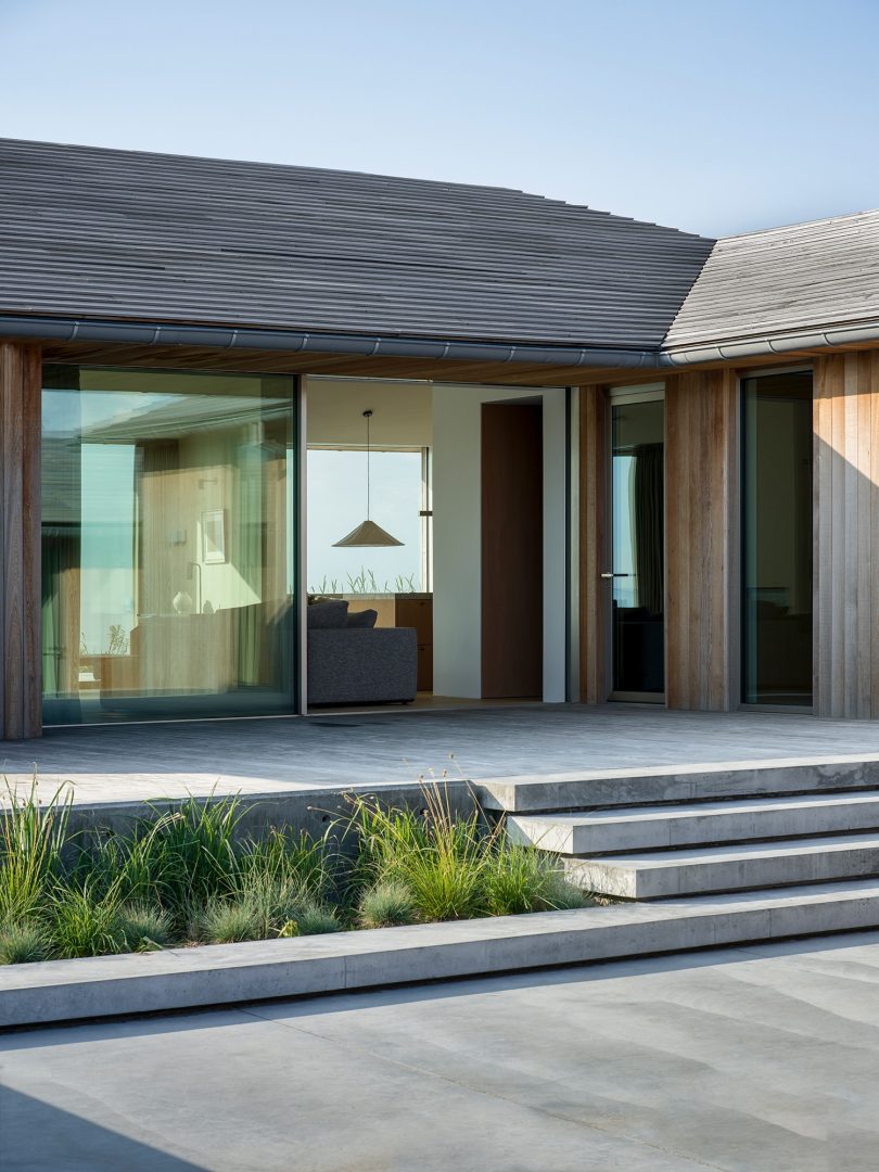 Pieter Kleinmann设计的简约住宅Danish Riviera House